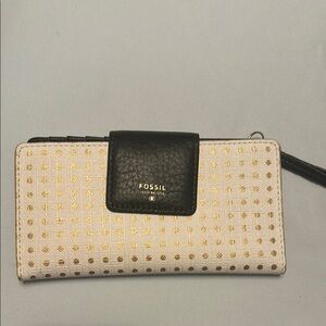 Fossil Cream and Gold Wallet with Black Clasp